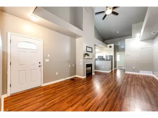 Photo #5: 4612393 Listing