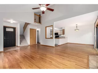 Photo #3: 4613403 Listing 