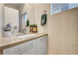 Photo #6: 4614338 Listing