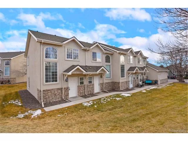 MLS: 4614881 Condo For Sale