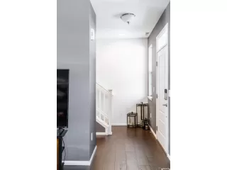 Photo #2: 4618569 Listing 