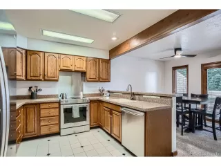 Photo #2: 4618834 Listing 