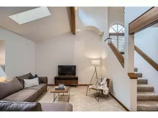 Photo #5: 4618834 Listing 