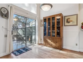 Photo #5: 4618899 Listing 