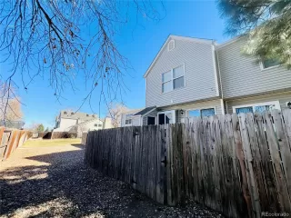 Photo #3: 4620681 Listing