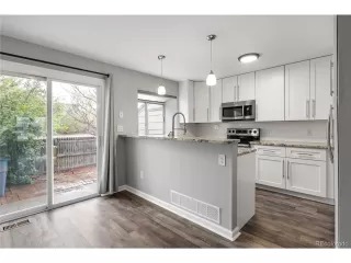 Photo #6: 4621764 Listing 