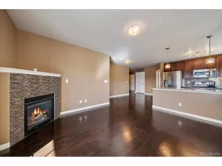 Photo #4: 4621927 Listing