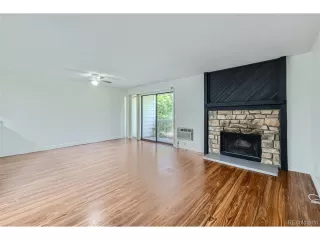 Photo #4: 4622291 Listing