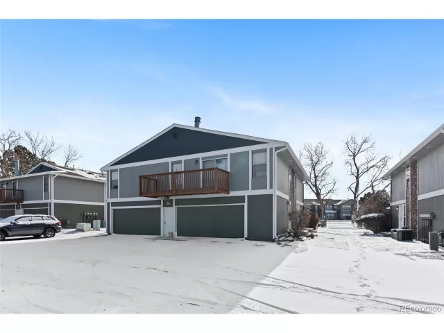 MLS: 4623529 Condo For Sale