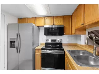 Photo #6: 4623529 Listing