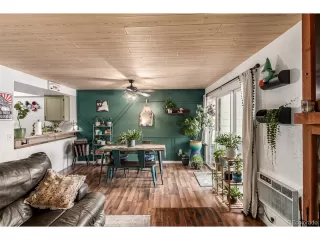 Photo #4: 4624516 Listing