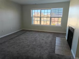 Photo #5: 4625369 Listing 