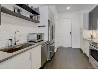 Photo #3: 4628782 Listing