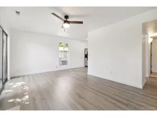 Photo #3: 4632883 Listing