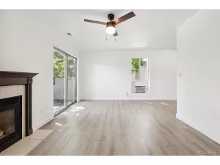 Photo #4: 4632883 Listing