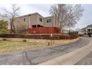 Photo #2: 4633678 Listing 