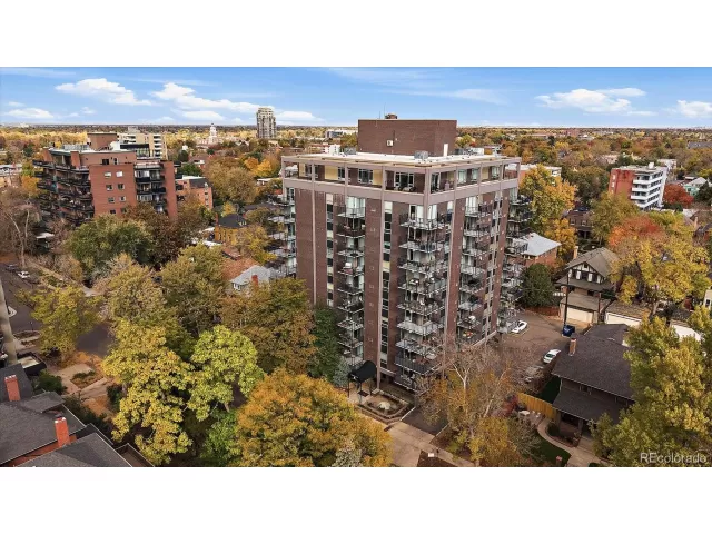 MLS: 4636837 Condo For Sale