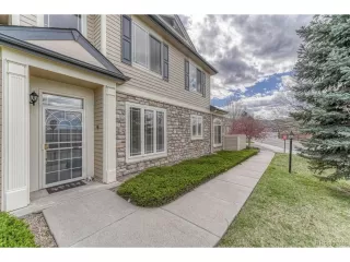 Photo #3: 4636888 Listing 