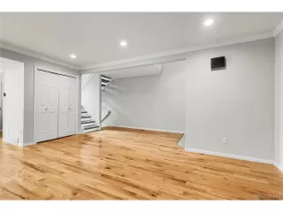 Photo #6: 4639071 Listing