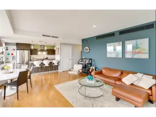 Photo #2: 4639169 Listing 