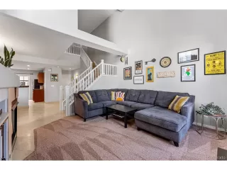 Photo #3: 4639451 Listing