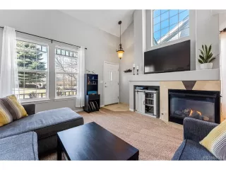 Photo #6: 4639451 Listing