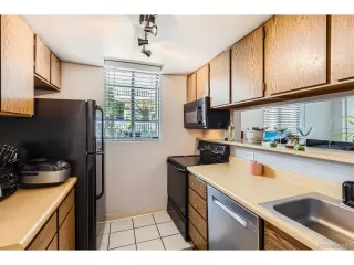 Photo #3: 4642855 Listing 