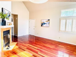 Photo #4: 4643207 Listing 