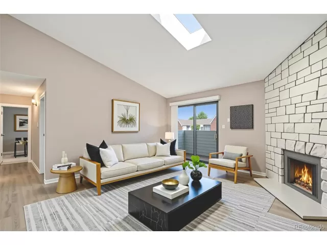 MLS: 4643617 Condo For Sale