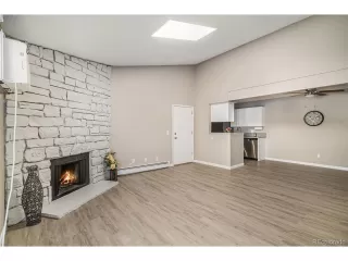 Photo #4: 4643617 Listing