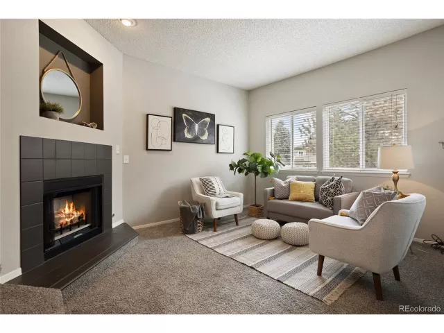 MLS: 4644570 Condo For Sale