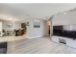 Photo #3: 4648246 Listing 