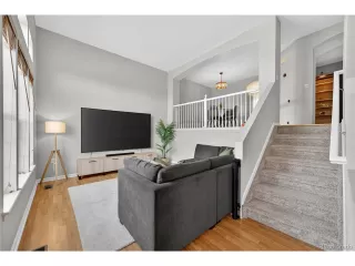 Photo #3: 4649425 Listing 