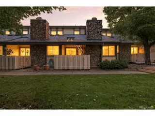 Photo #2: 4650447 Listing