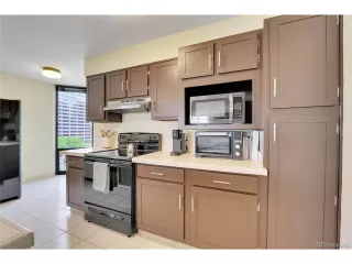 Photo #5: 4654041 Listing 