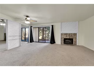 Photo #6: 4655007 Listing