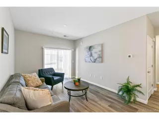 Photo #5: 4658439 Listing 