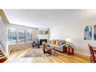 Photo #4: 4658621 Listing