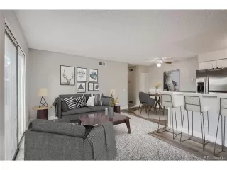 Photo #2: 4660138 Listing