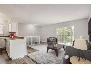 Photo #4: 4660138 Listing