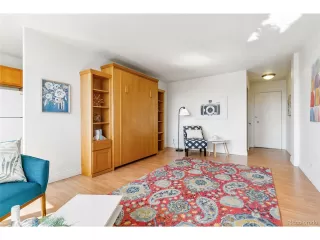 Photo #2: 4660663 Listing