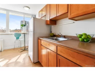 Photo #3: 4660663 Listing