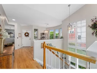 Photo #6: 4661474 Listing