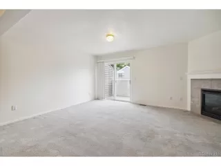 Photo #6: 4661498 Listing