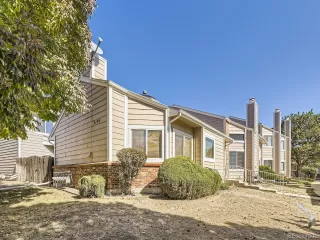 Photo #2: 4661660 Listing