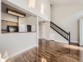 Photo #6: 4661660 Listing