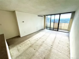 Photo #3: 4663183 Listing