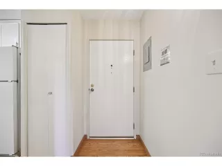 Photo #4: 4663948 Listing