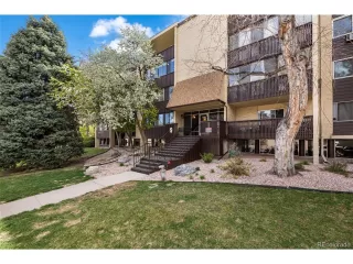 Photo #3: 4664022 Listing