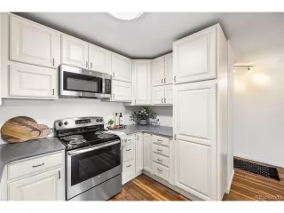 Photo #5: 4664022 Listing